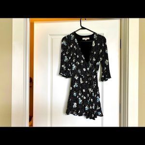 Loft Romper | Size 00 | Flower pattern w/ black background | Tie in front